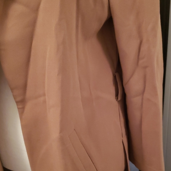 Knee length tan jacket - Picture 4 of 6